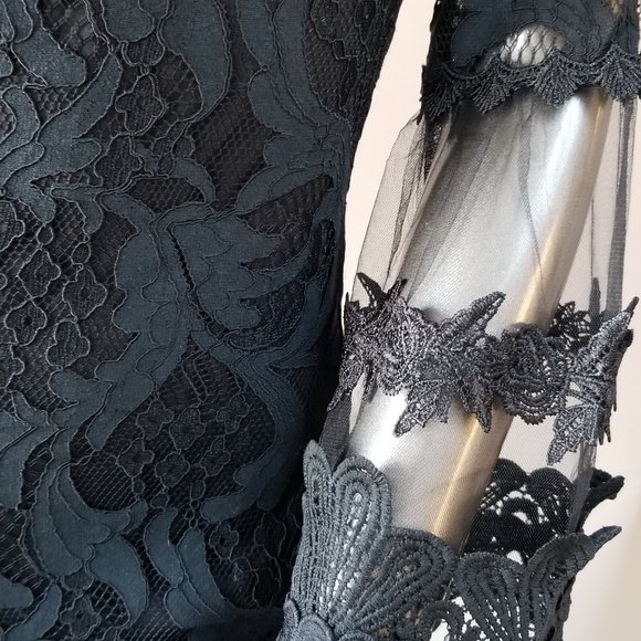 Black lace dress - Picture 3 of 5